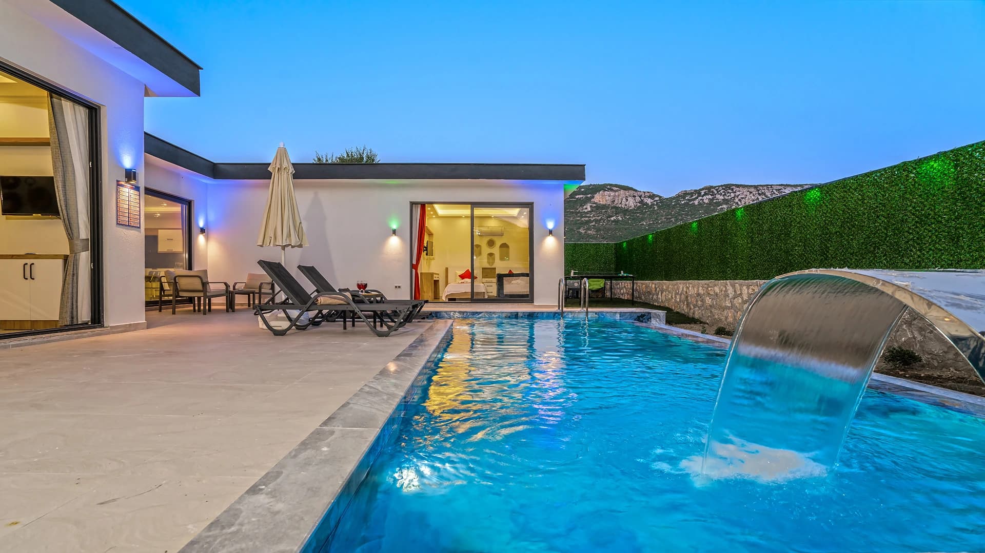 Kaş'ta Doğa İçerisinde Özel Havuzlu ve Dağ Manzaralı Villa – Villa Ortaç 5 (3)