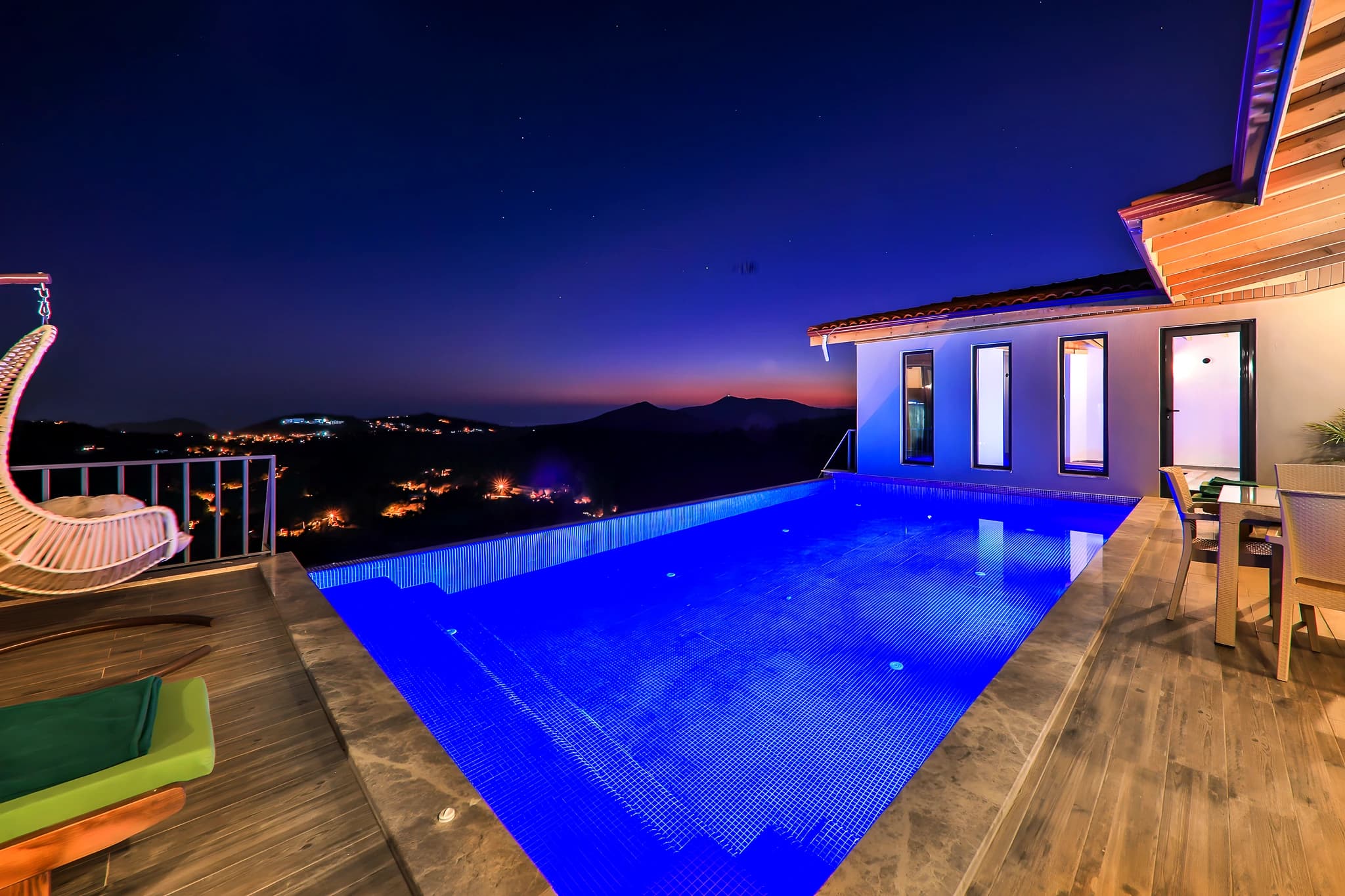 Ultra Lüks Villa - İslamlar'da Kapalı Havuz, Jakuzi